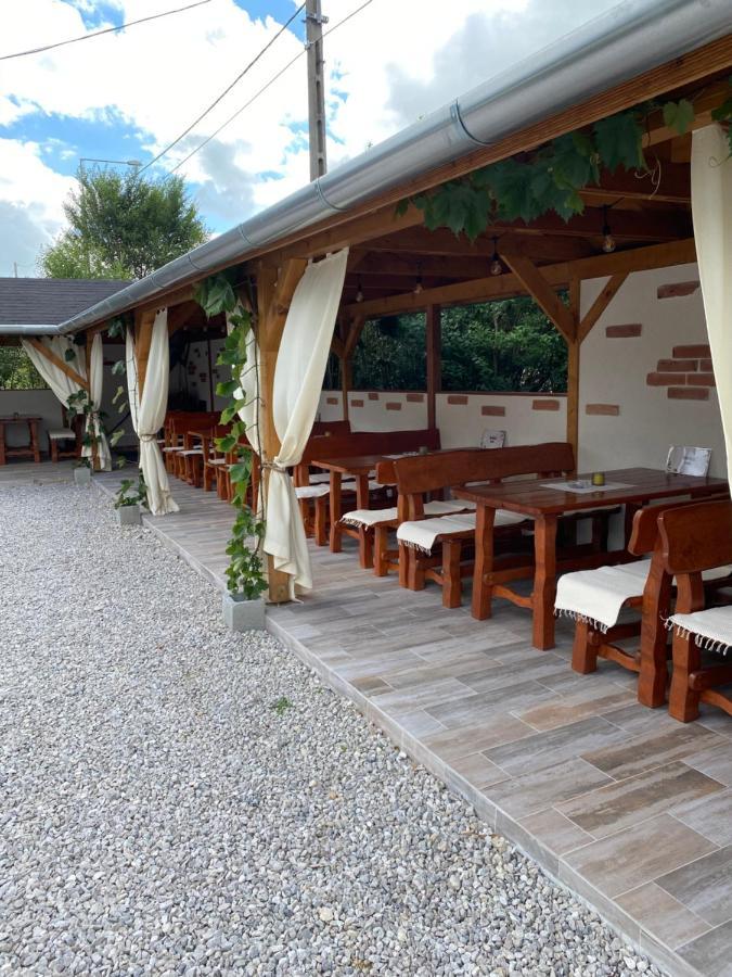 Platan Apartmanhaz Balatongyörök Exteriör bild