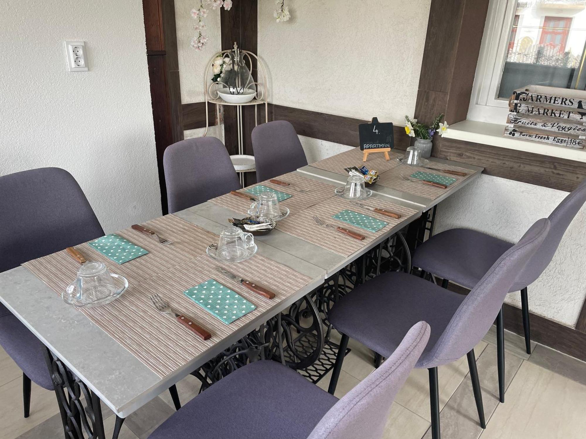 Platan Apartmanhaz Balatongyörök Exteriör bild